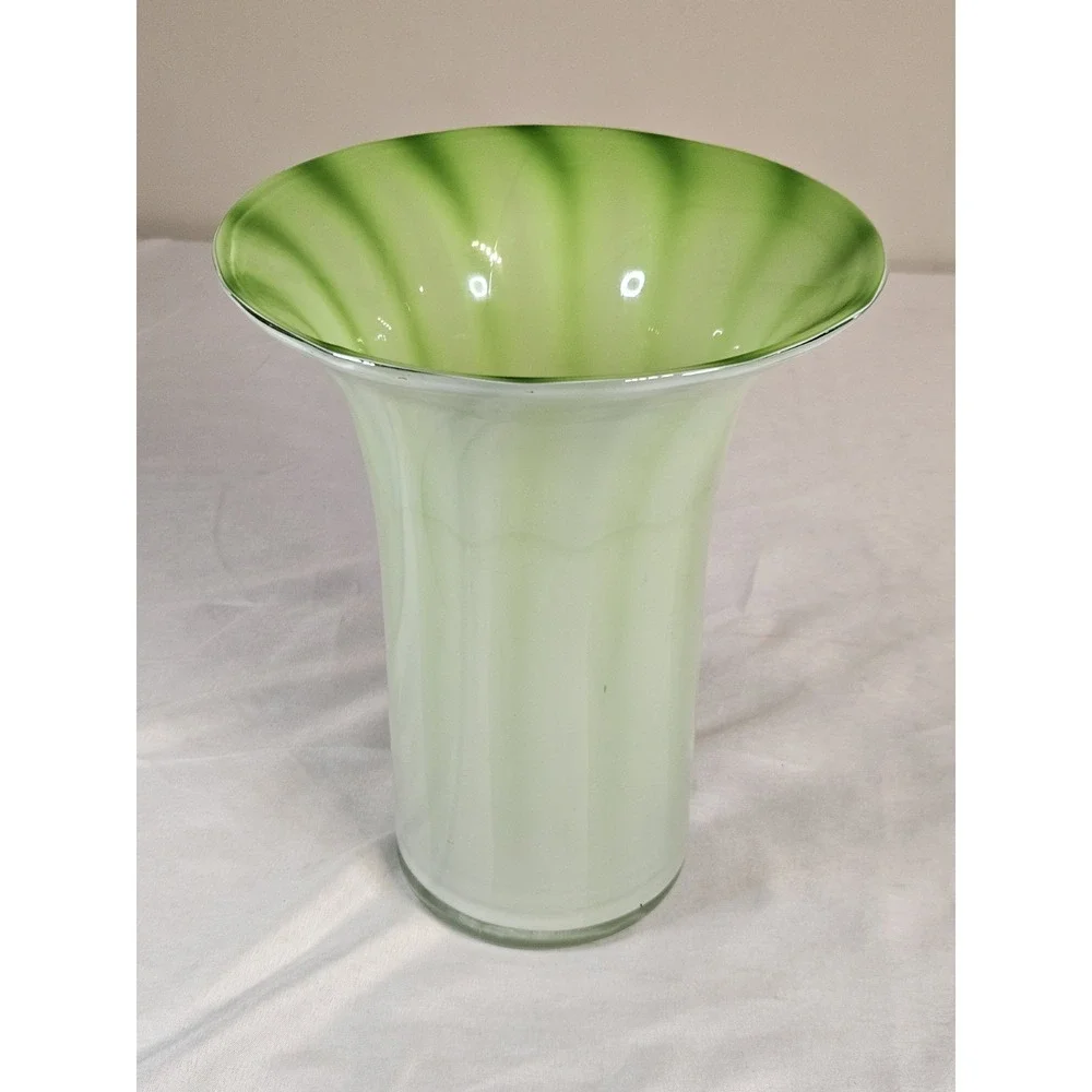 Lime Green White Swirl Art Glass‎ Vase Flared Trumpet Rim 9.5 Inch Hand Blown